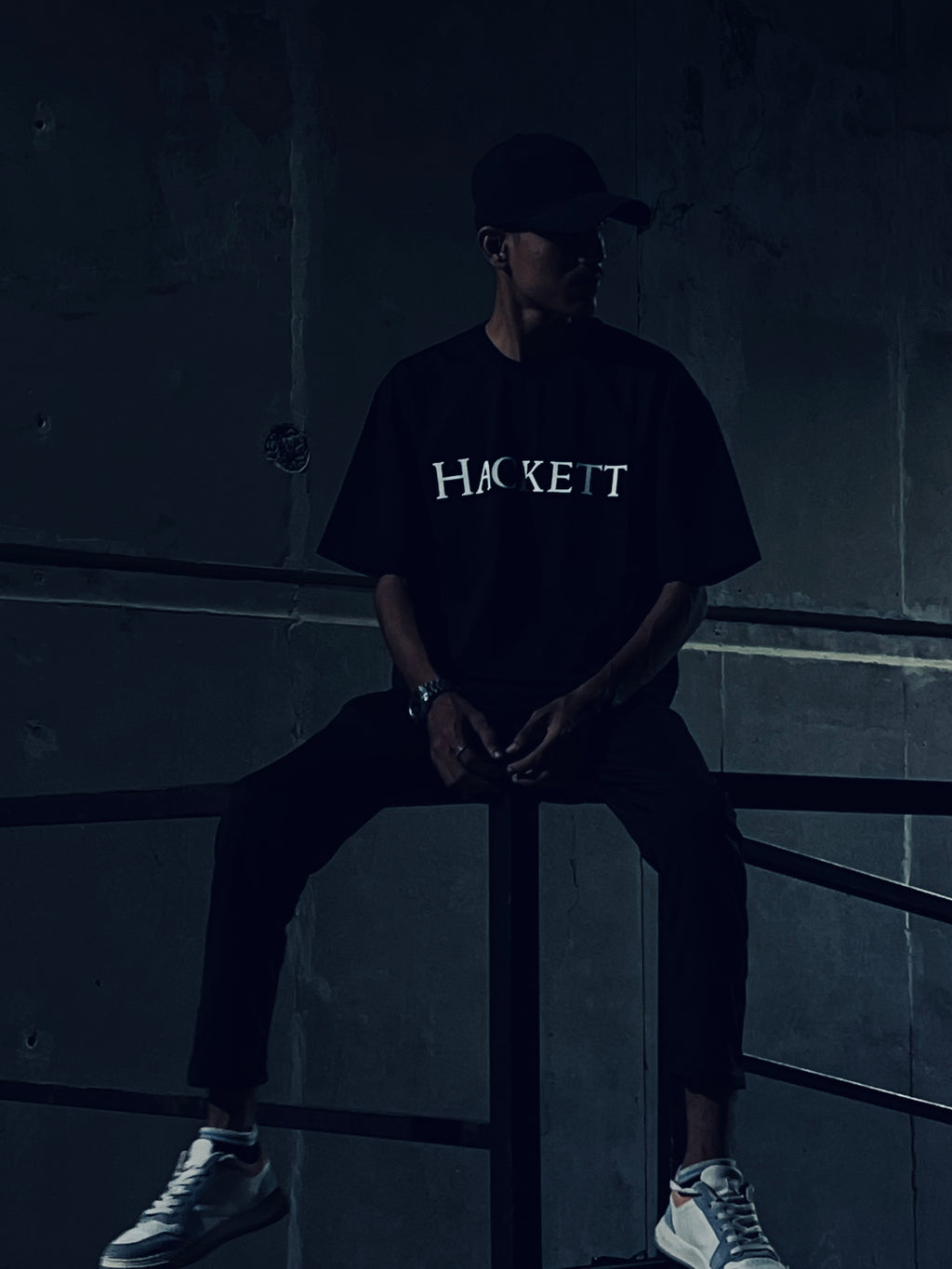 Hackett Oversized Graphic Tee – Midnight Black|KAS-X