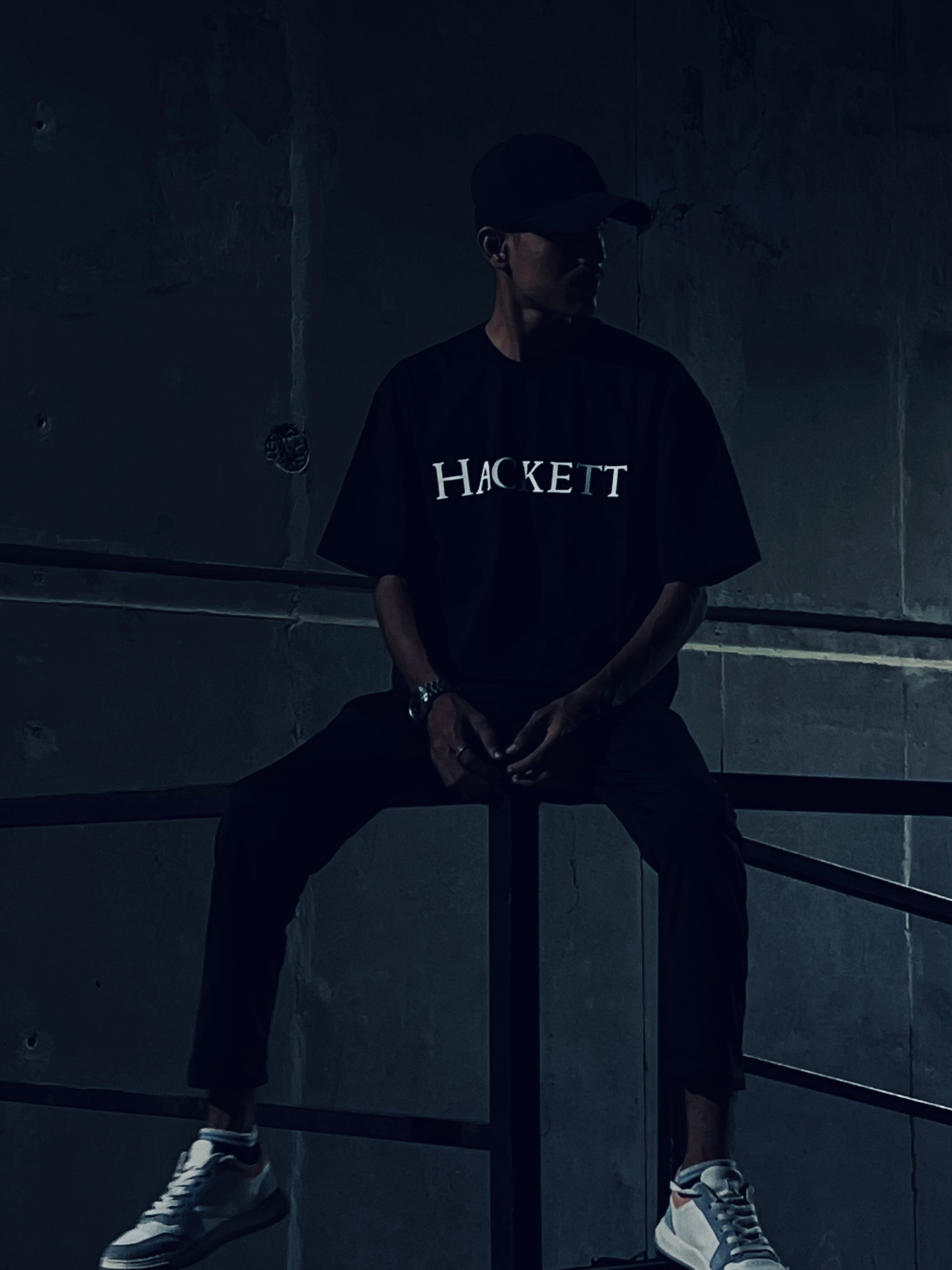 Hackett Oversized Graphic Tee – Midnight Black|KAS-X